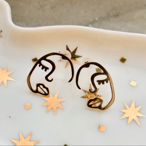 Jewelry - Miniature Art Deco Feminine Face Studs